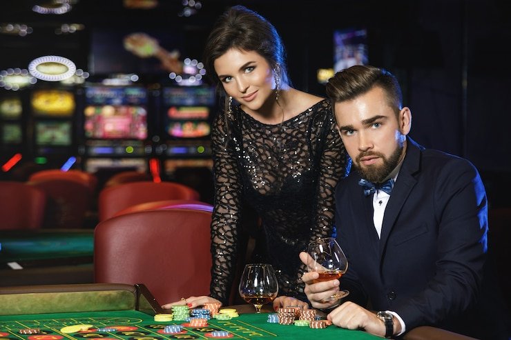 Meja Poker Indonesia di sgptoto88 dengan dealer langsung dan beberapa pemain